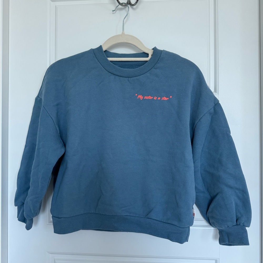 AO76 Girls Blue Sweatshirt My Sister Is A Star Size 10